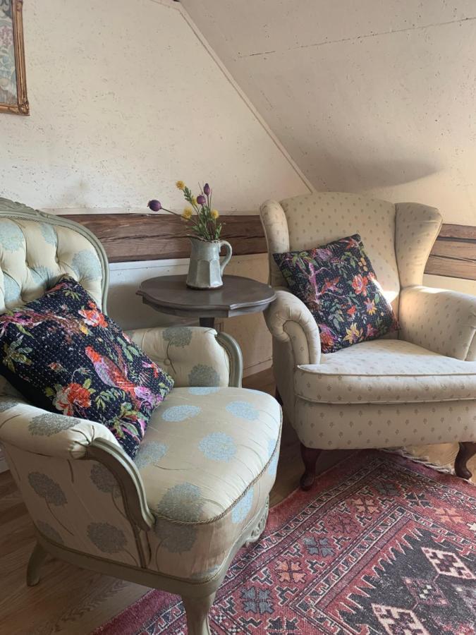 לינה וארוחת בוקר Stora Mellosa Ranch Moerby מראה חיצוני תמונה