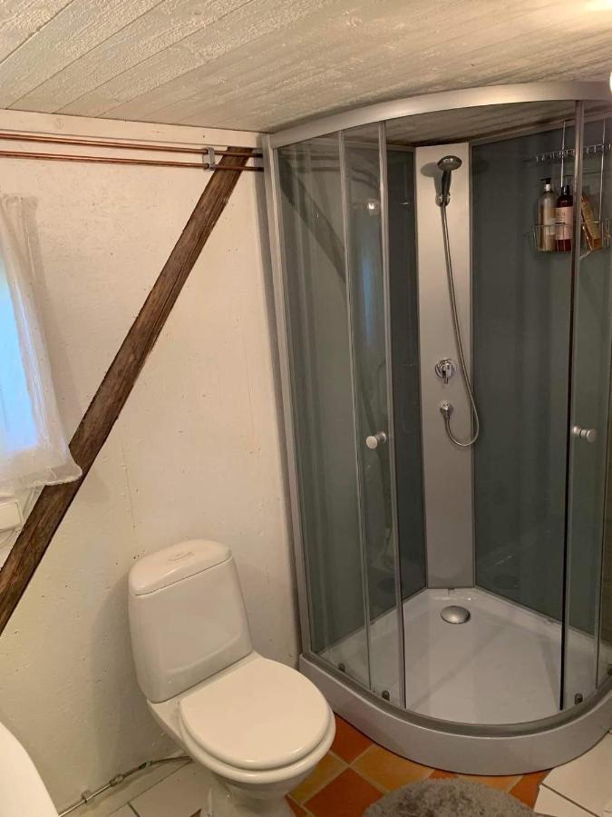 לינה וארוחת בוקר Stora Mellosa Ranch Moerby מראה חיצוני תמונה